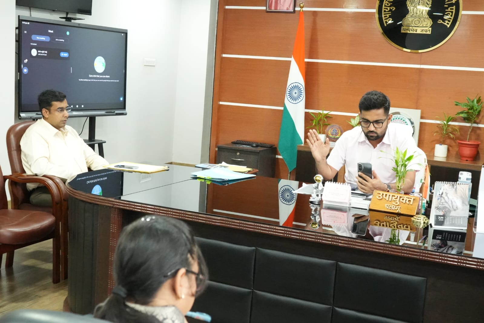 Palamu: यूरिया एवं डी.ए.पी. की कालाबाजारी व जमाखोरी पर सख्त नजर, टास्क फोर्स को नियमित जांच के निर्देश