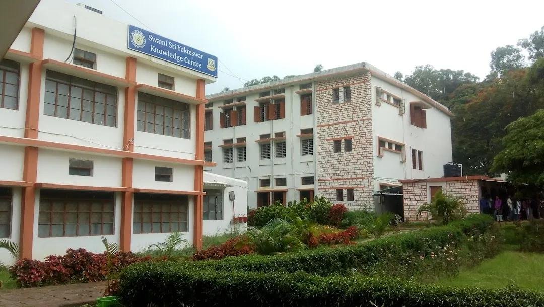 योगदा सत्संग कॉलेज में एक लाख उत्तरपुस्तिकाओं का मामला