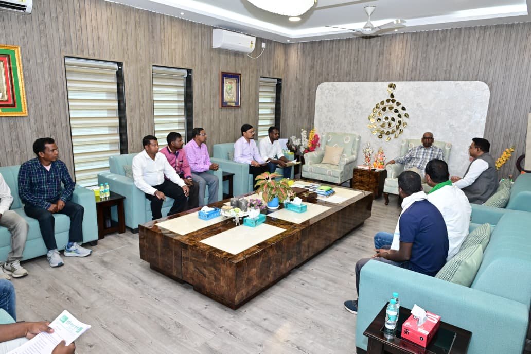 मुख्यमंत्री श्री हेमन्त सोरेन से मुंडा समाज के एक प्रतिनिधिमंडल ने की मुलाकात